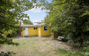 1 Bedroom Gorgeous Home In Aakirkeby, Aakirkeby